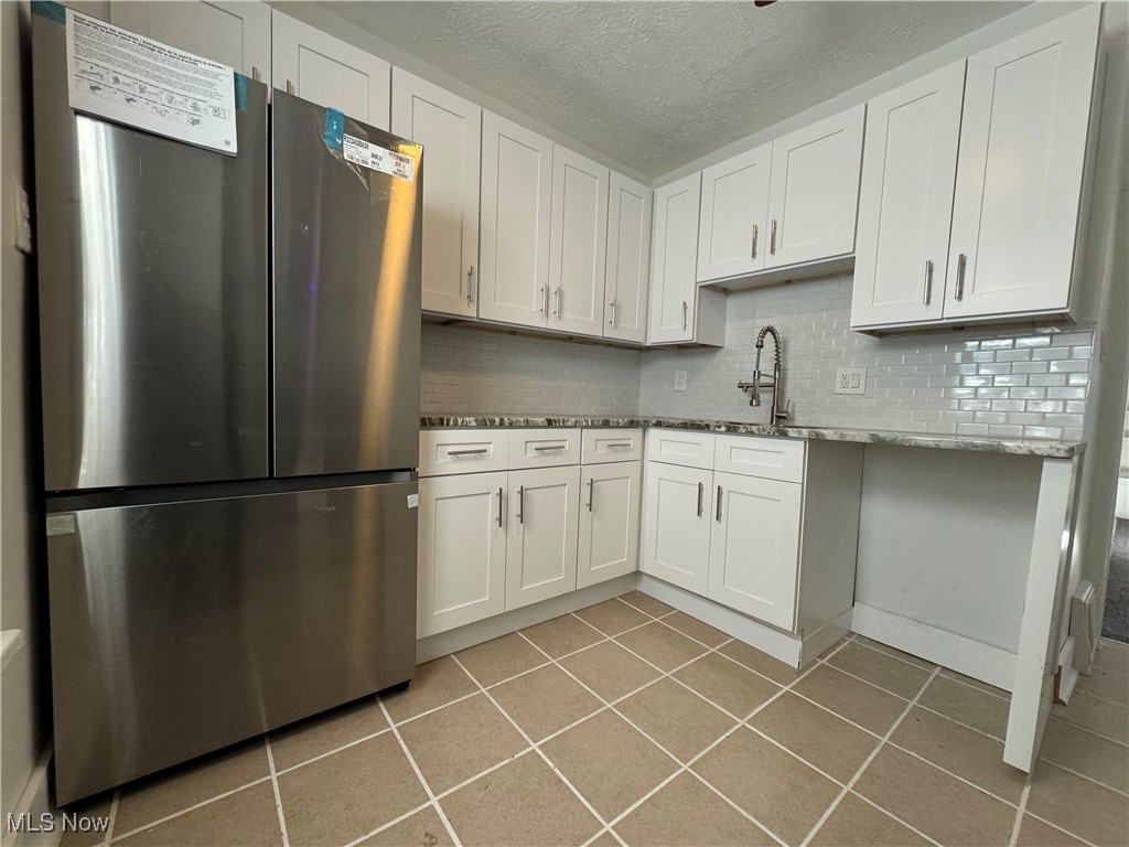 12021 Cromwell Avenue