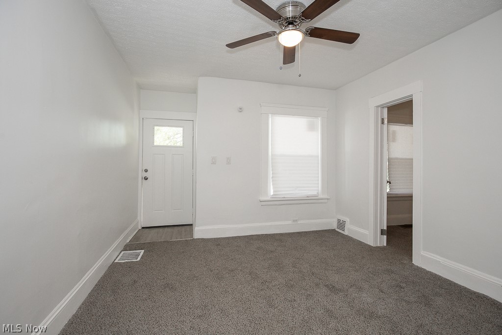 12021 Cromwell Avenue