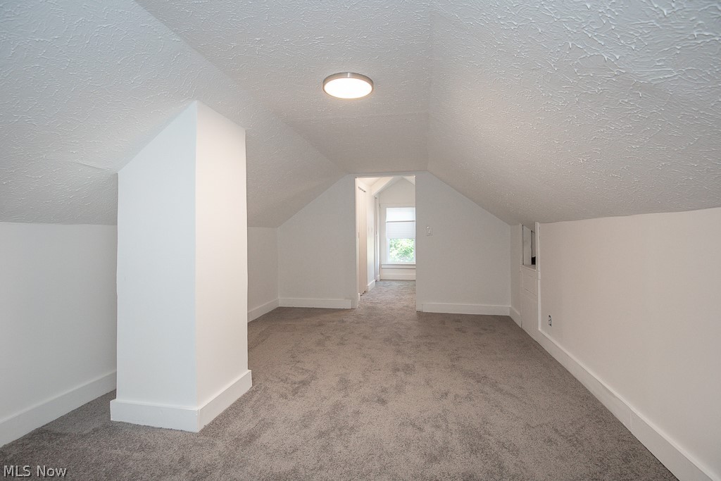 12021 Cromwell Avenue