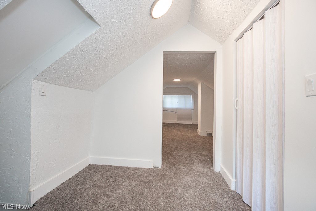 12021 Cromwell Avenue