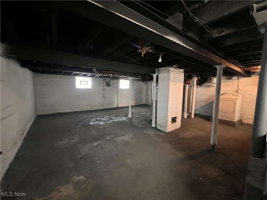 13216 Edgewood Avenue