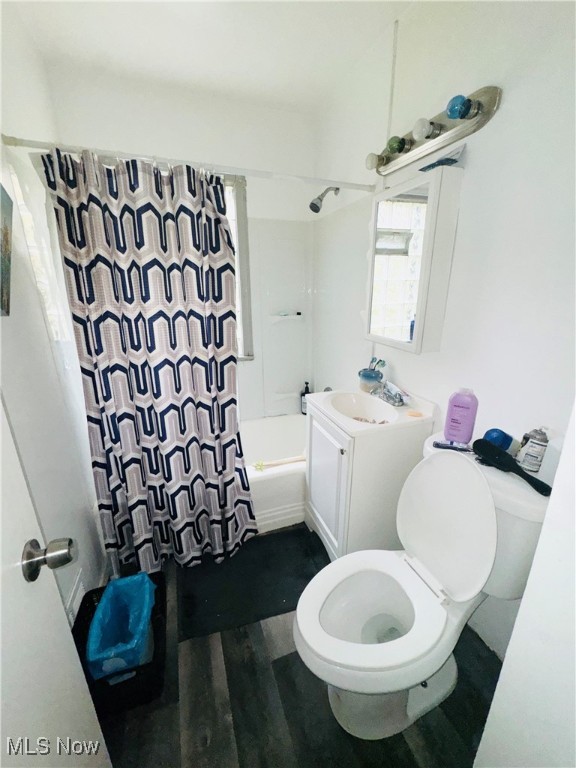 9913 Sandusky Avenue