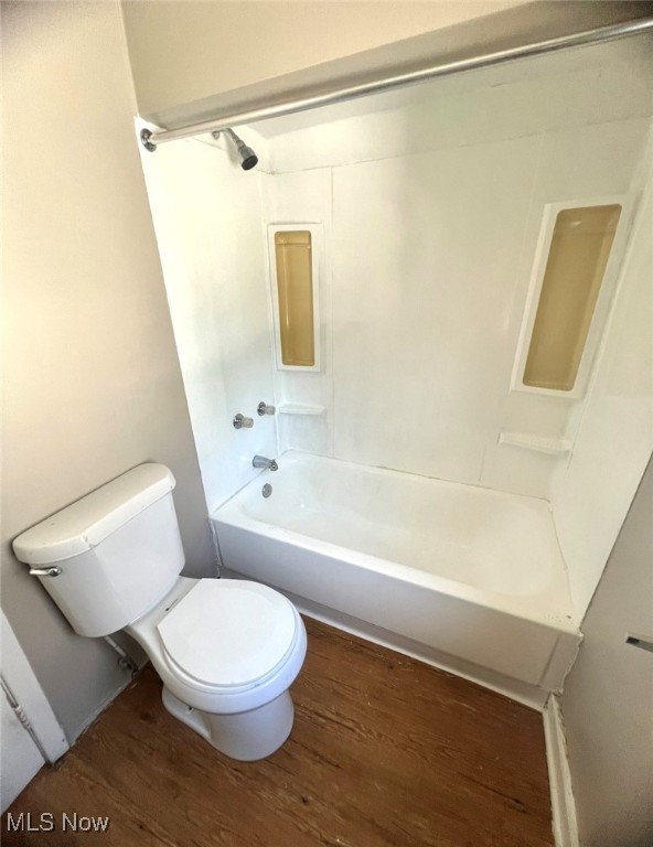 3675-3677 E 147th Street