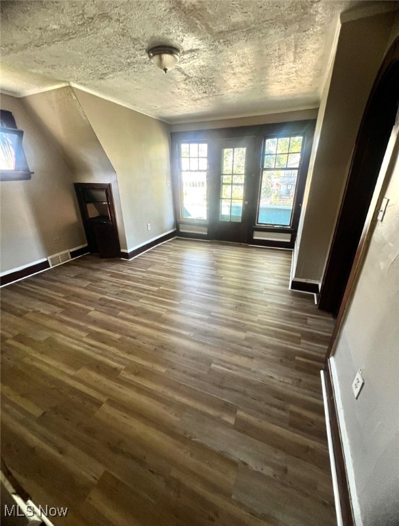 3675-3677 E 147th Street