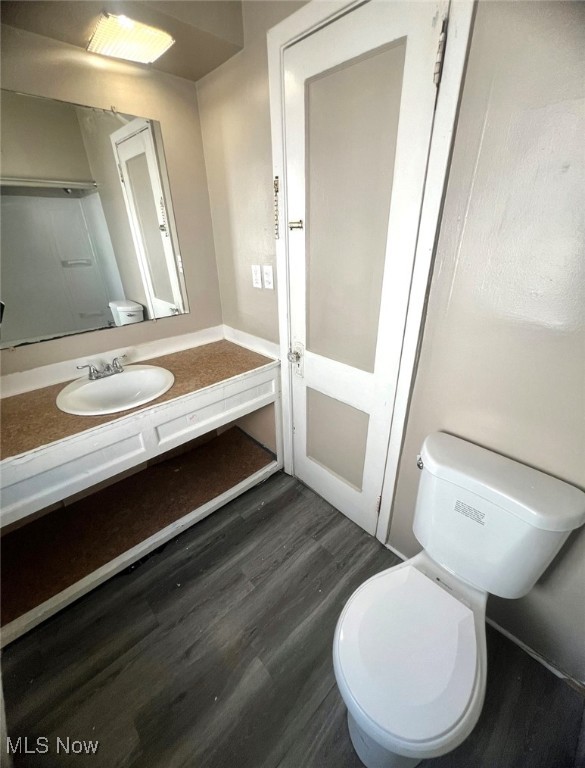 3675-3677 E 147th Street