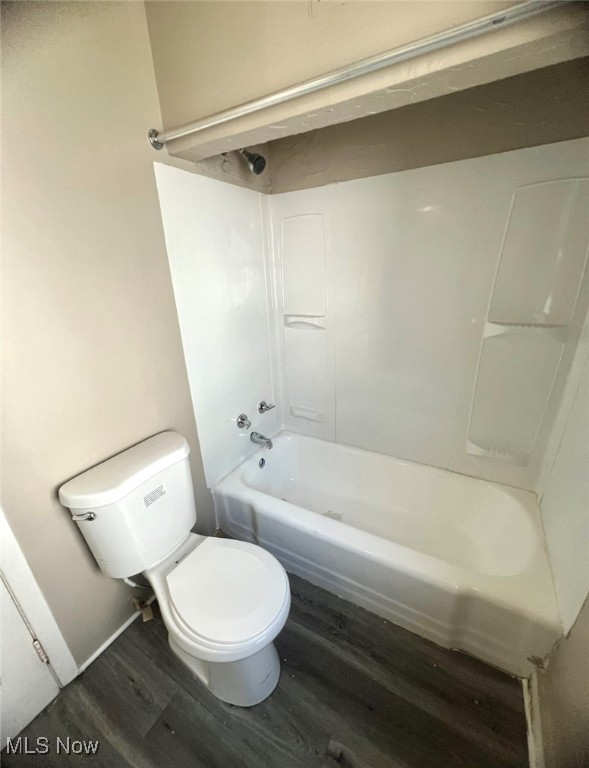 3675-3677 E 147th Street