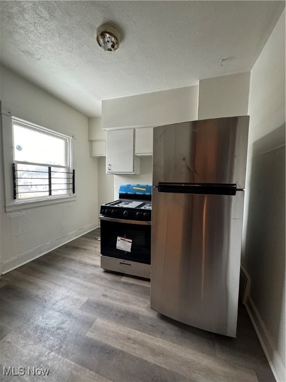 15907 Huntmere Avenue