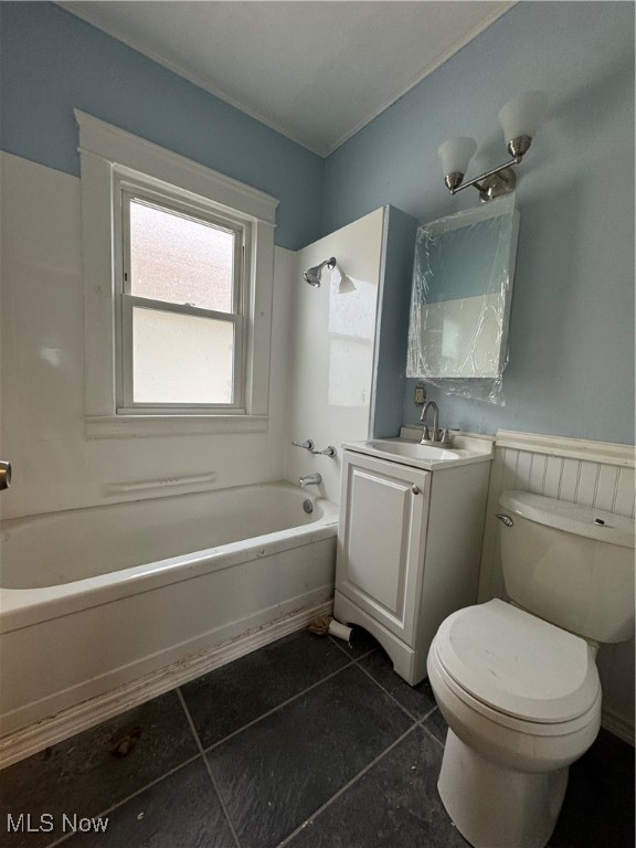 15907 Huntmere Avenue