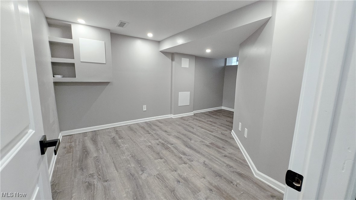 5496 Dalewood Avenue