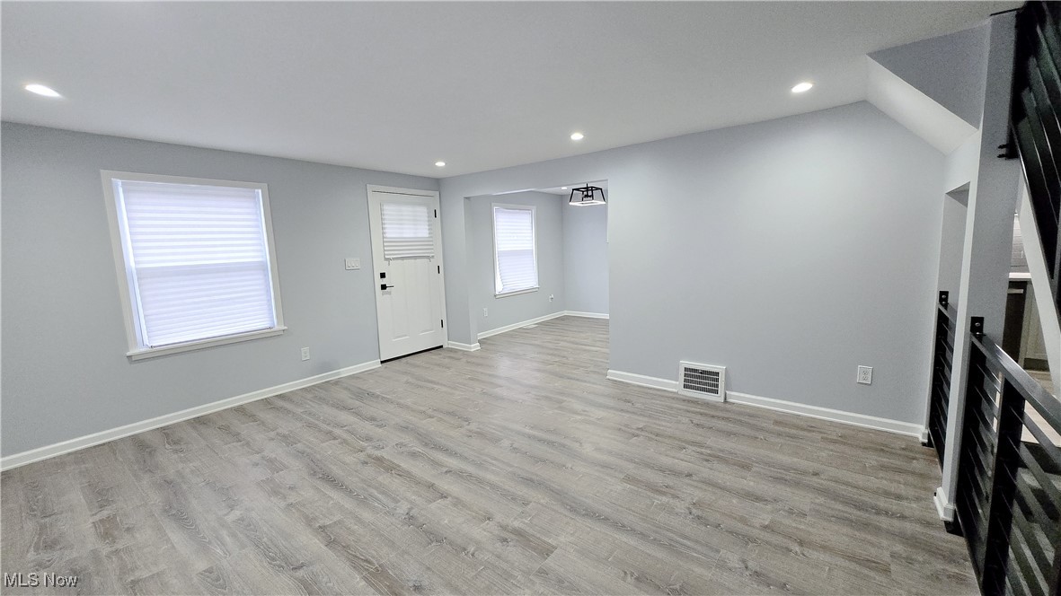 5496 Dalewood Avenue