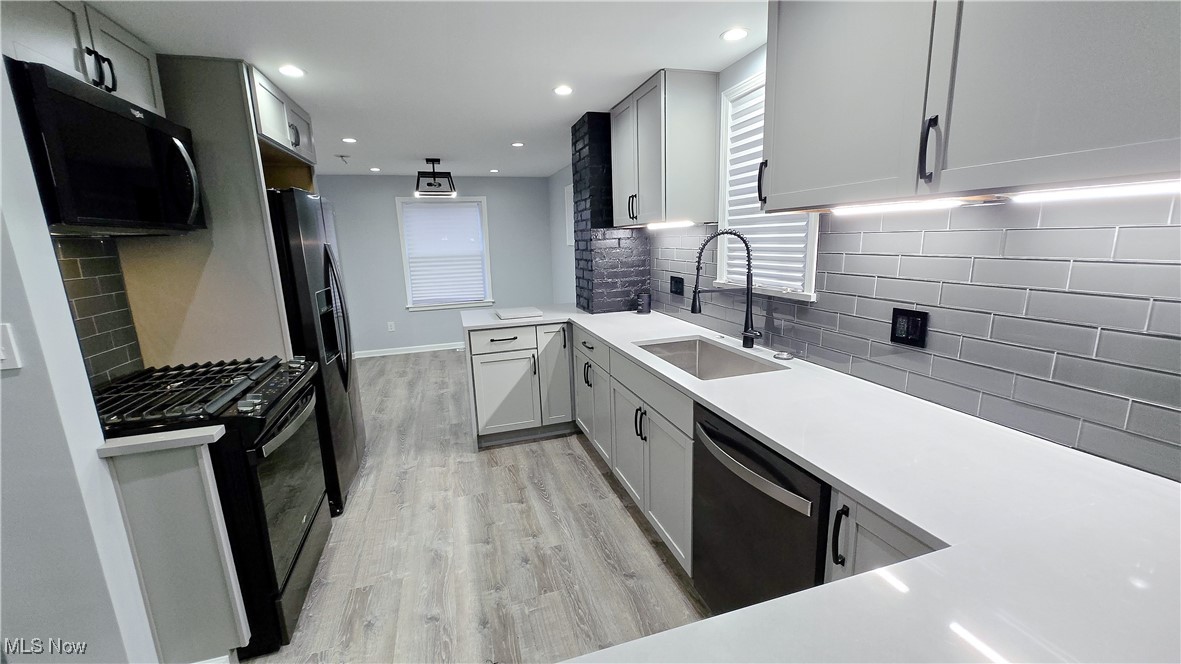 5496 Dalewood Avenue