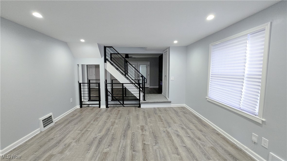 5496 Dalewood Avenue