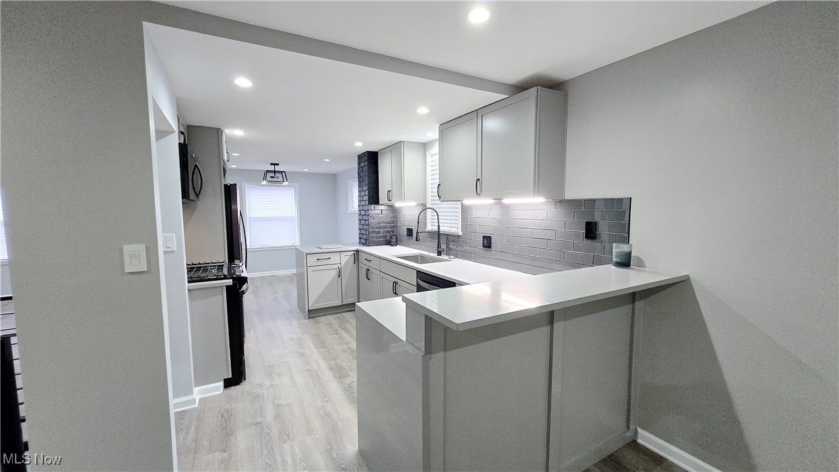 5496 Dalewood Avenue