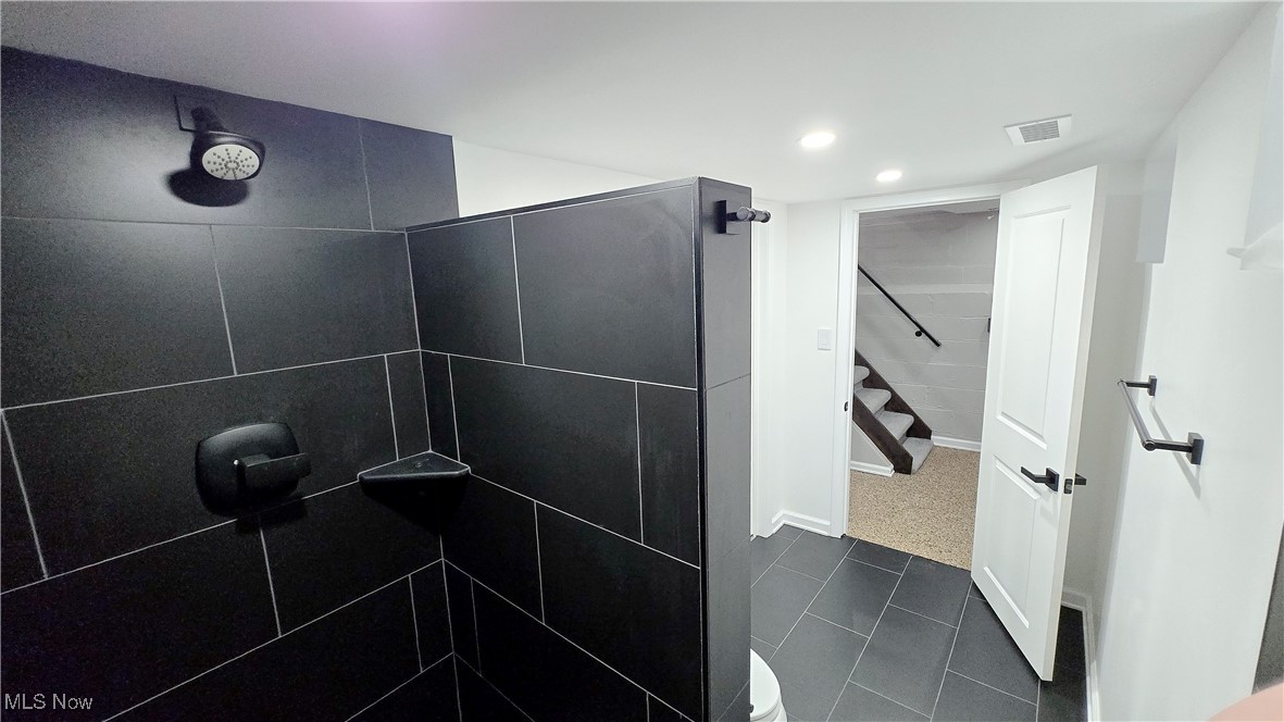 5496 Dalewood Avenue