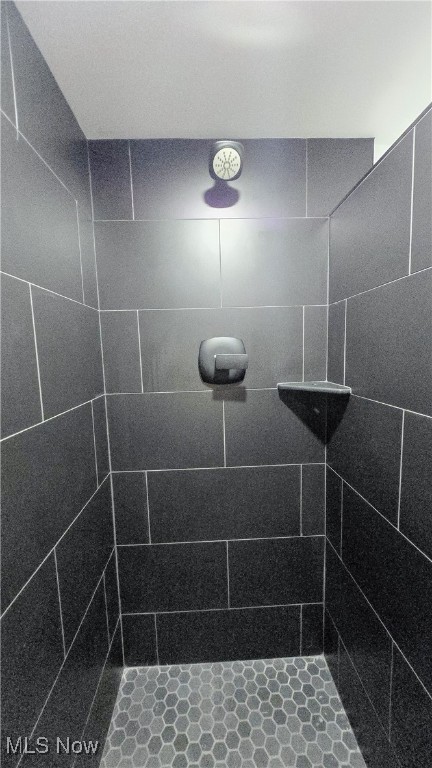 5496 Dalewood Avenue