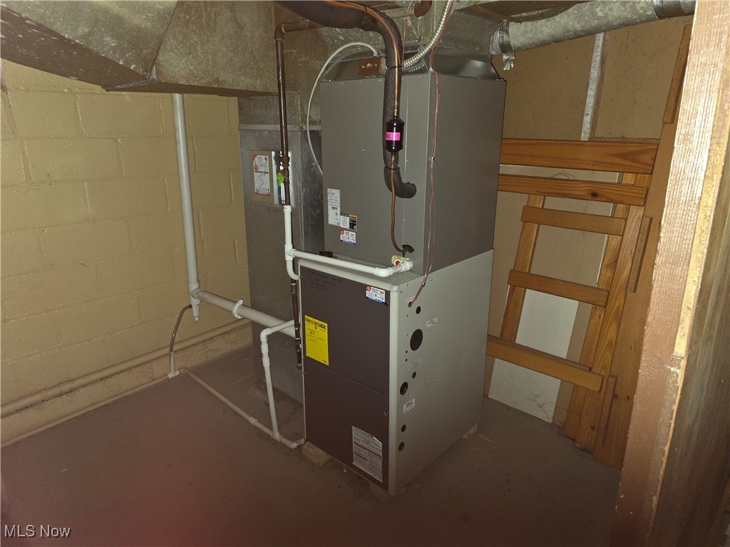 8205 Grand Division Avenue