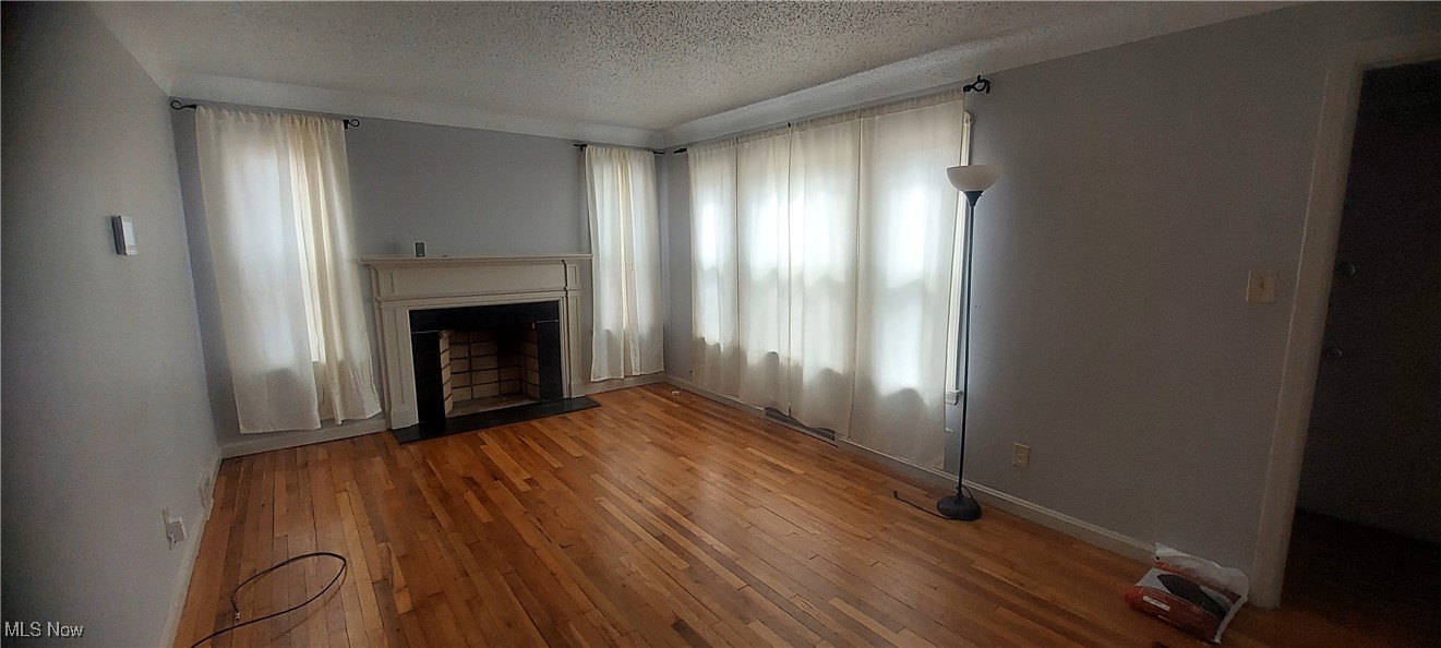 8205 Grand Division Avenue