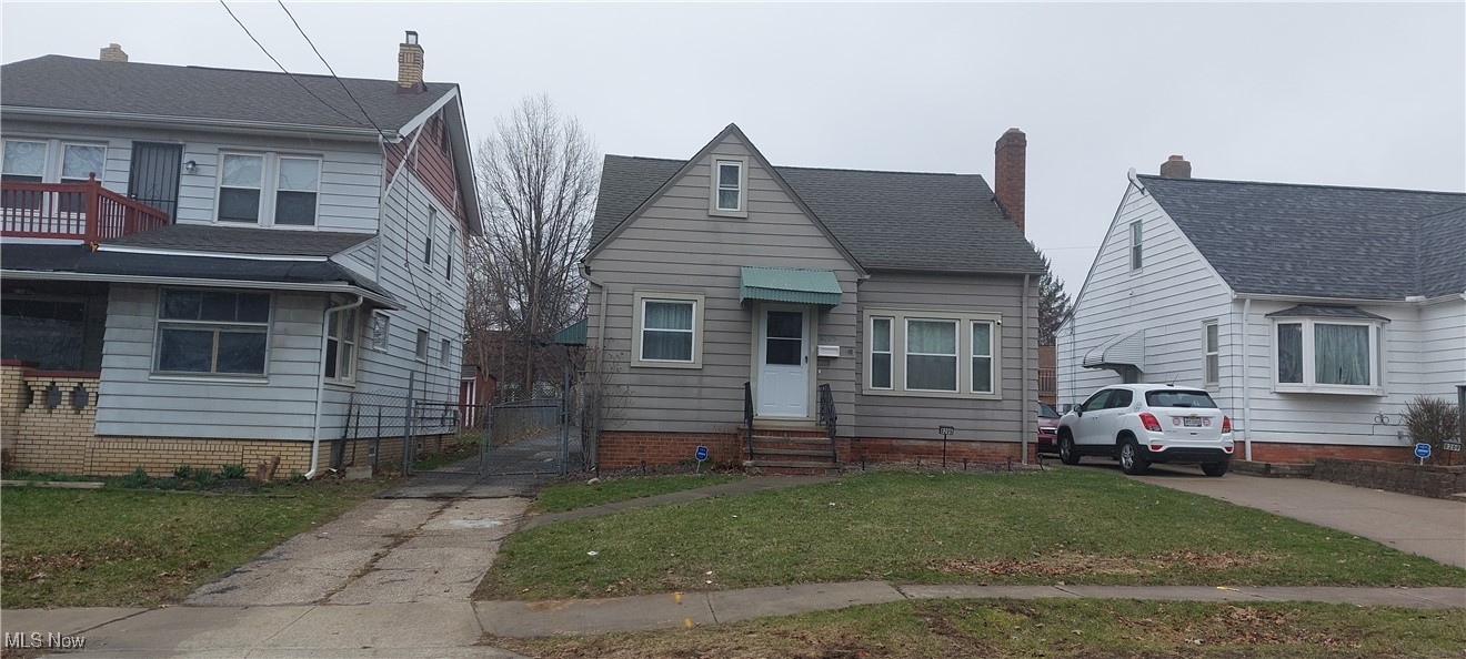 8205 Grand Division Avenue