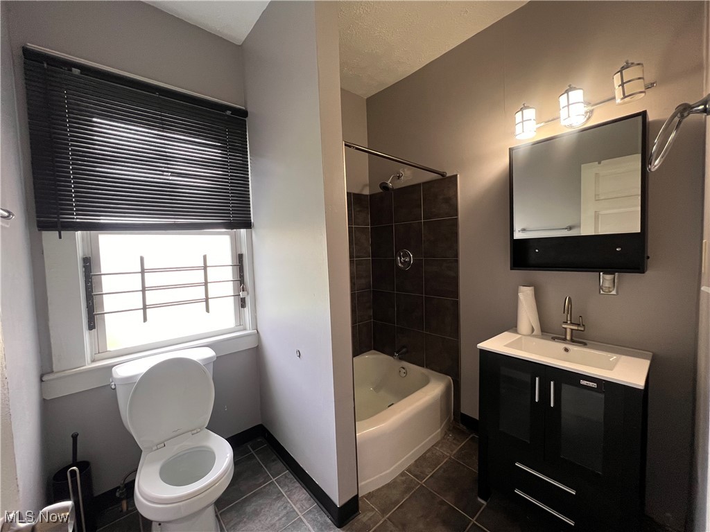 11919 Browning Avenue