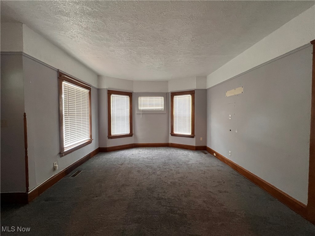 11919 Browning Avenue