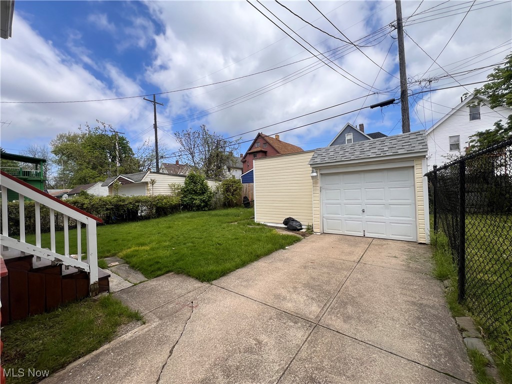 11919 Browning Avenue