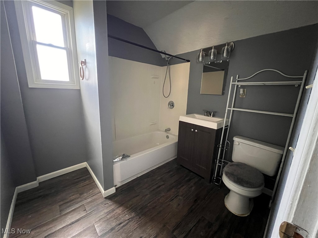 11919 Browning Avenue