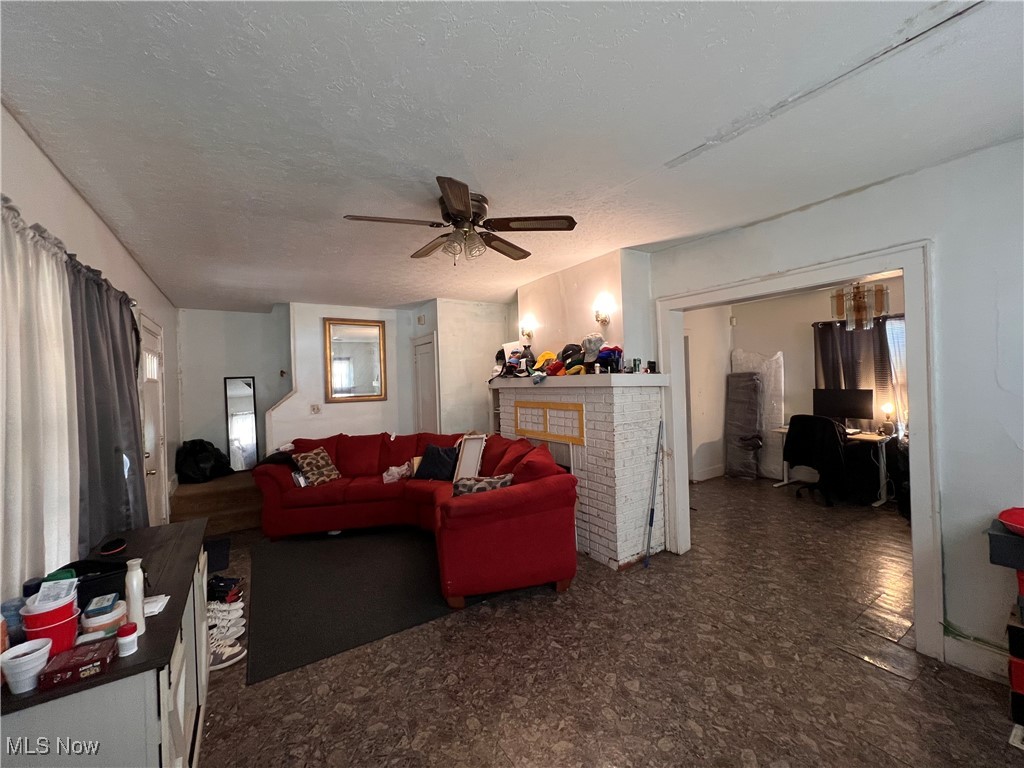 16007 Elderwood Avenue