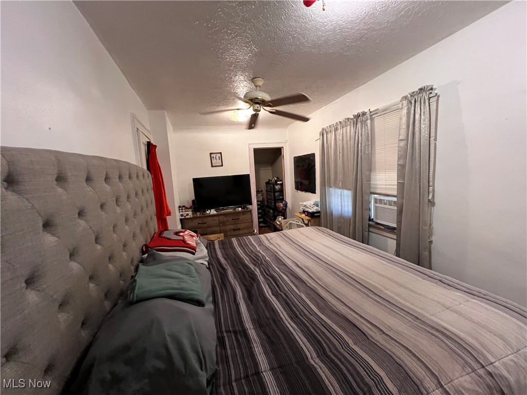 16007 Elderwood Avenue