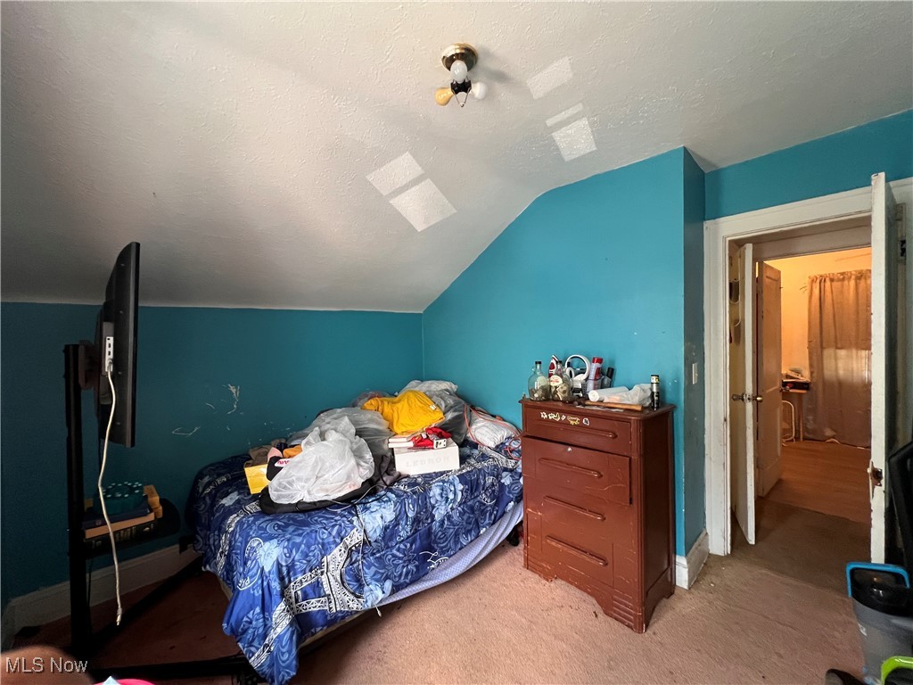 16007 Elderwood Avenue