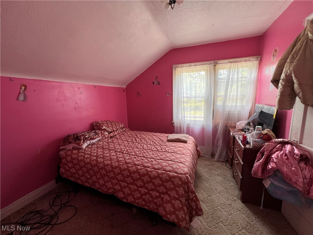 16007 Elderwood Avenue