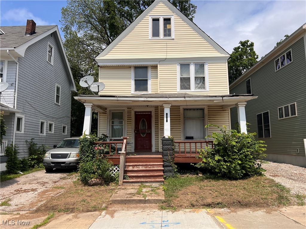 1875 Woodlawn Avenue