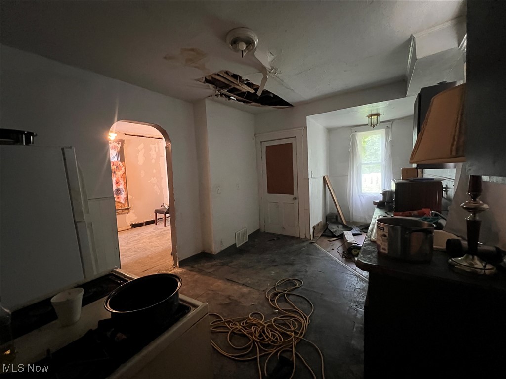 1875 Woodlawn Avenue