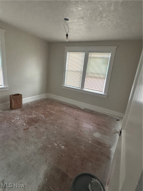 13715 Thornhurst Avenue