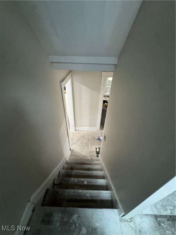 13715 Thornhurst Avenue