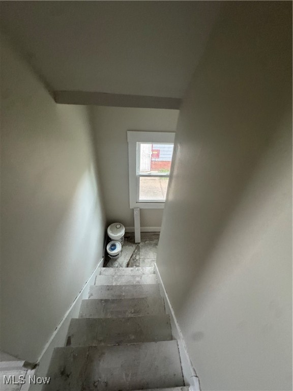 13715 Thornhurst Avenue