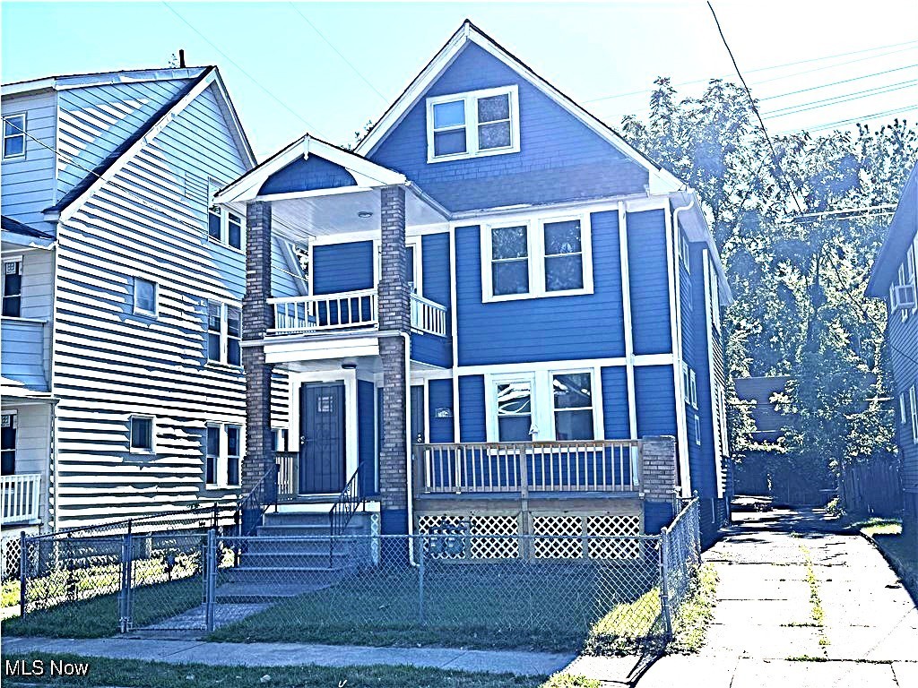 709 E 131st Street