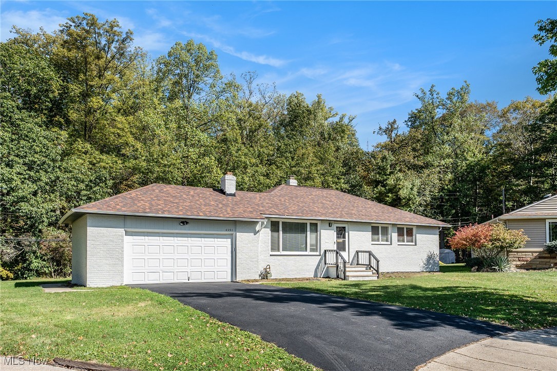 4391 Glenmere Circle