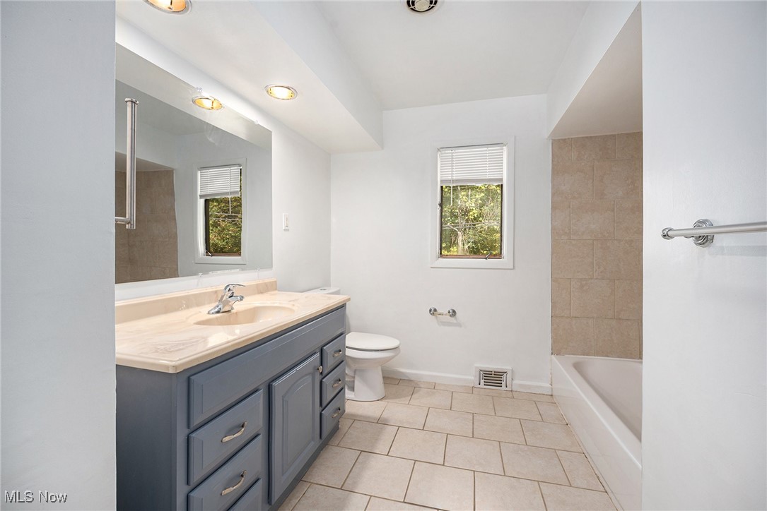 4391 Glenmere Circle