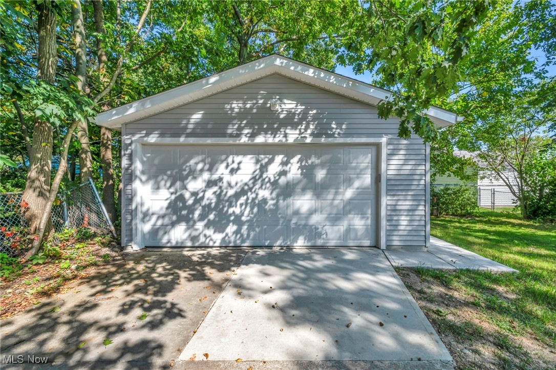 1727 Warrensville Center Road