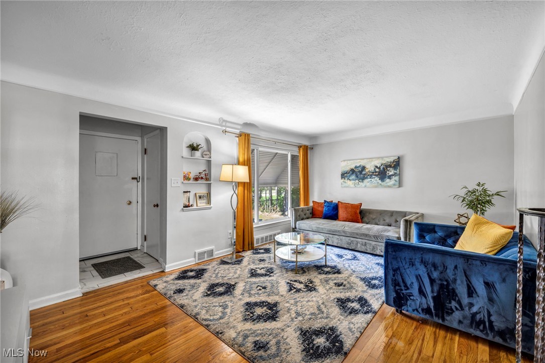 1727 Warrensville Center Road