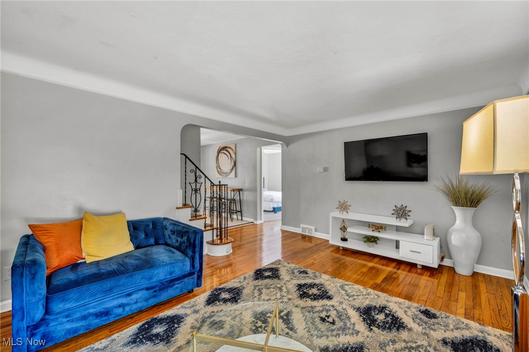 1727 Warrensville Center Road