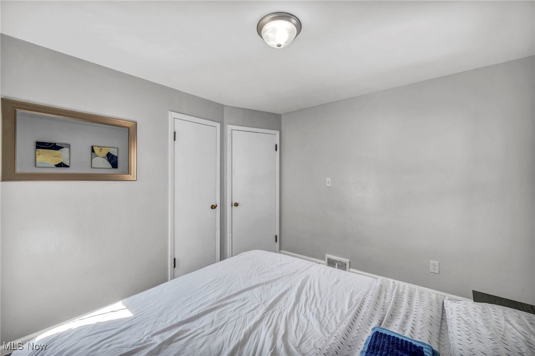 1727 Warrensville Center Road