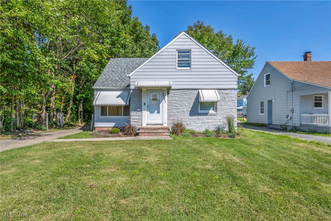 1727 Warrensville Center Road