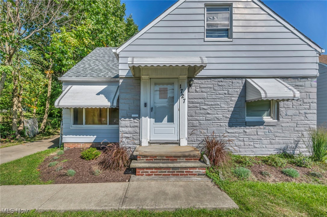 1727 Warrensville Center Road