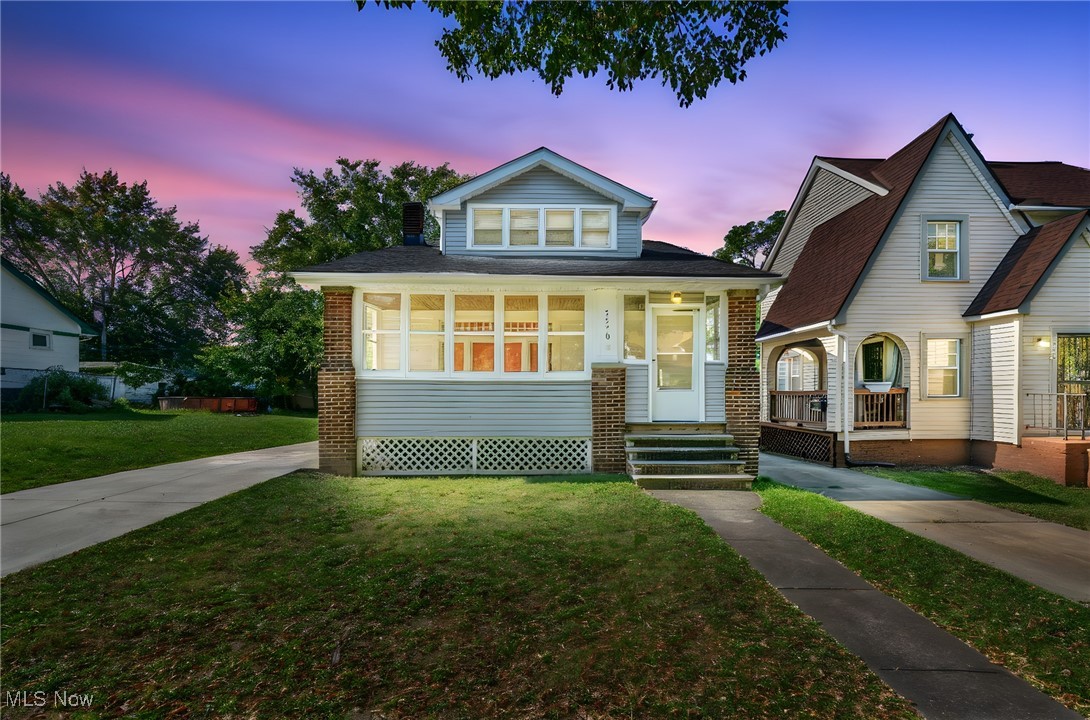 5570 Dalewood Avenue