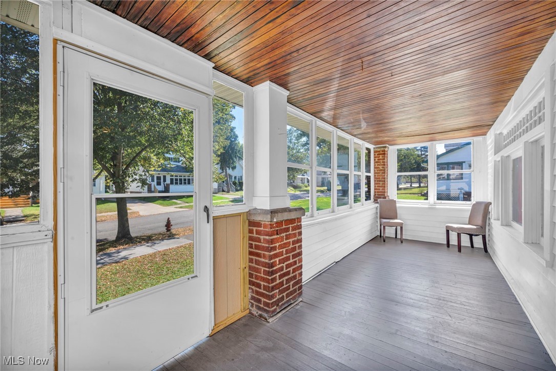 5570 Dalewood Avenue