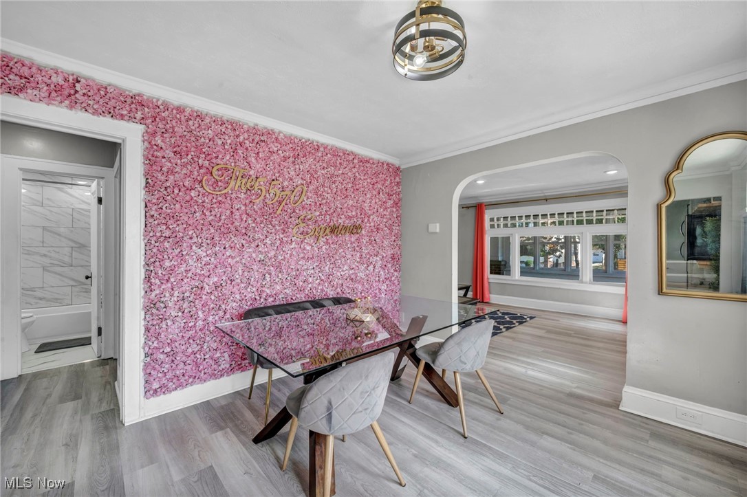 5570 Dalewood Avenue