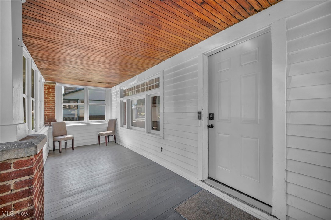 5570 Dalewood Avenue