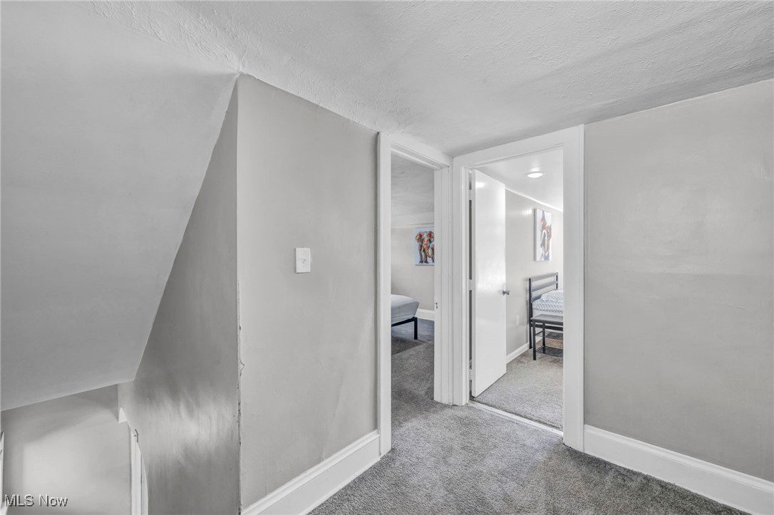 5570 Dalewood Avenue