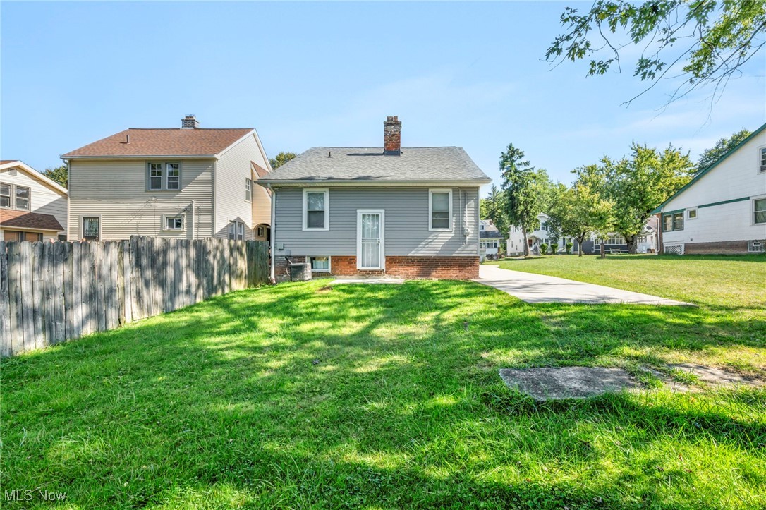 5570 Dalewood Avenue